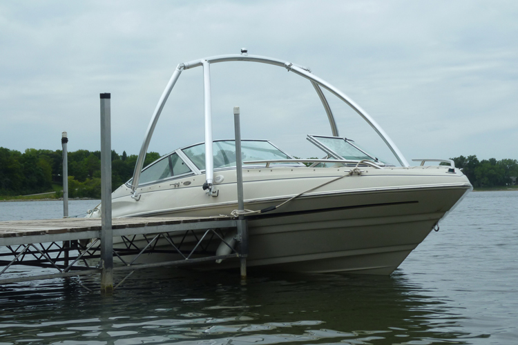 mte wakeboard tower on boat